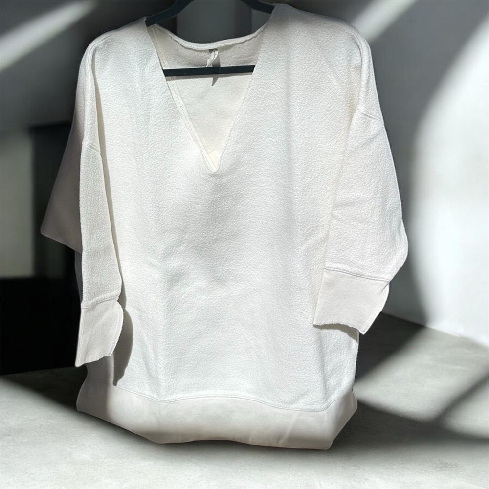 Free People White V-Neck Sweater - Picture 2 of 8